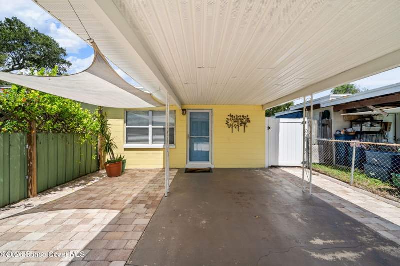 2 bedroom Single Family Residence at 110 Tyler Avenue, Avon By The Sea, Cape Canaveral — photo 2
