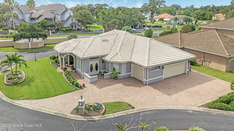 3 bedroom Single Family Residence at 771 Florencia Circle, Hunters Green, Titusville — photo 3