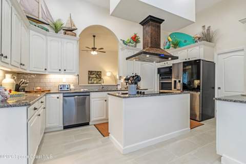 771 Florencia Circle, Titusville FL - photo 17 of 44