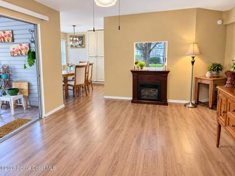4880 Lake Waterford Way #3-220, Melbourne FL - photo 9 of 28