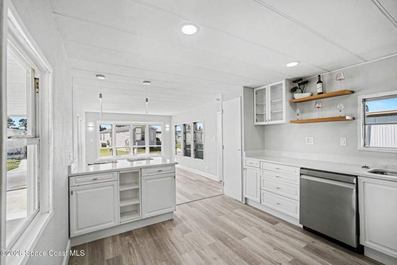 2 bedroom Manufactured Home at 1171 Seminole Court, Port Malabar Holiday Park Unit 1, Palm Bay — photo 5