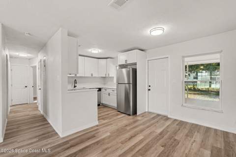 2191 Smathers Circle, Melbourne FL - photo 9 of 31
