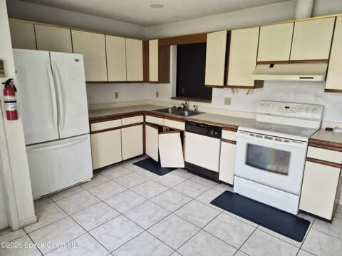 1226 Hedgecoth Street, Palm Bay FL - photo 8 of 21