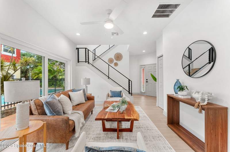 4 bedroom Single Family Residence at 16 South Court, Florida Garden Condominiums, Indialantic — photo 4