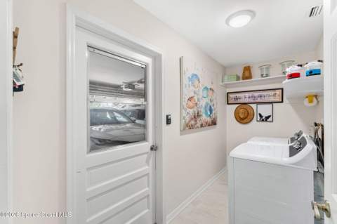 200 Chalet Avenue, Indialantic FL - photo 22 of 35
