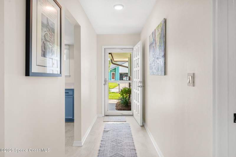 3 bedroom Single Family Residence at 200 Chalet Avenue, Maggie Johnsons Plat of Melbourne Beach Resubd of, Indialantic — photo 4