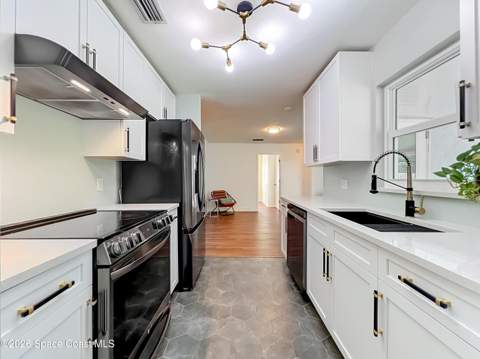 2708 Reed Avenue, Melbourne FL - photo 12 of 64