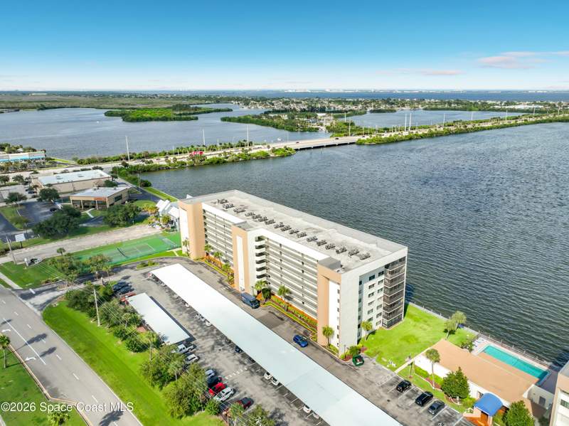 2 bedroom Condominium at 200 S Sykes Creek Parkway #A409, Merritt Towers Condo Ph I, Merritt Island — photo 5