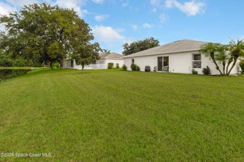 5512 Yaupon Holly Drive, Cocoa FL - photo 10 of 51