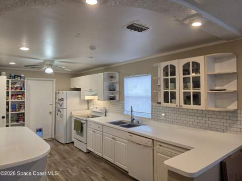4020 Eola Avenue, Titusville FL - photo 19 of 20