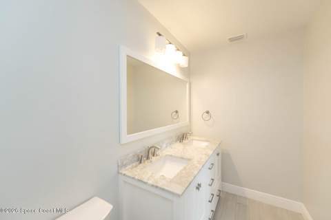 810 Poinsetta Drive #10, Indian Harbour Beach FL - photo 10 of 30