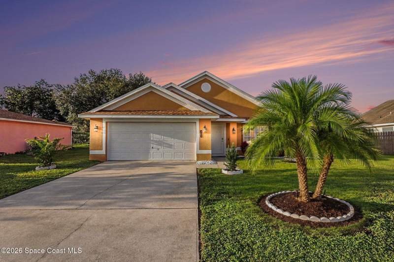 3 bedroom Single Family Residence at 301 Bougainvillea Street, Port Malabar Unit 13, Palm Bay — photo 2