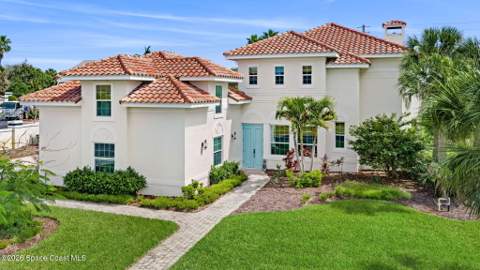 201 Loggerhead Drive, Melbourne Beach FL - photo 7 of 140