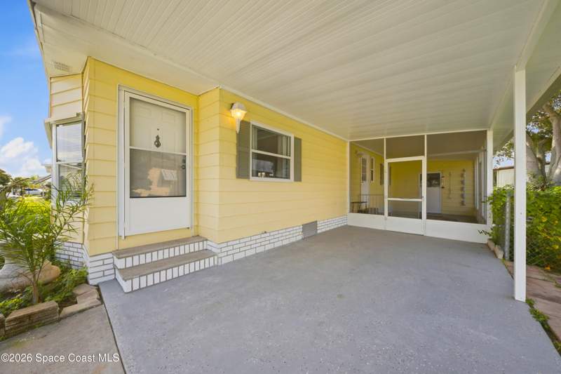 2 bedroom Manufactured Home at 1117 Sabal Palm Lane, Barefoot Bay Unit 2 Part 10, Barefoot Bay — photo 4
