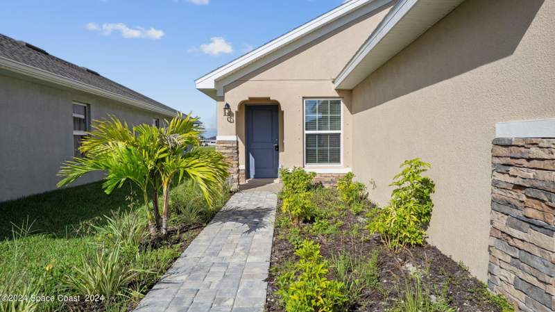 3 bedroom Single Family Residence at 1276 Canfield Circle, Gardens at Waterstone, Palm Bay — photo 4