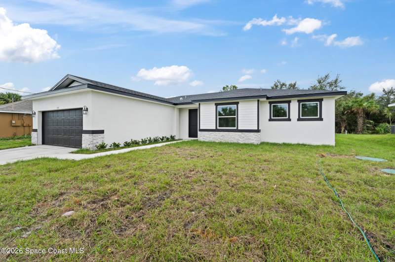 4 bedroom Single Family Residence at 1365 Gilroy Street, Port Malabar Unit 26, Palm Bay — photo 4