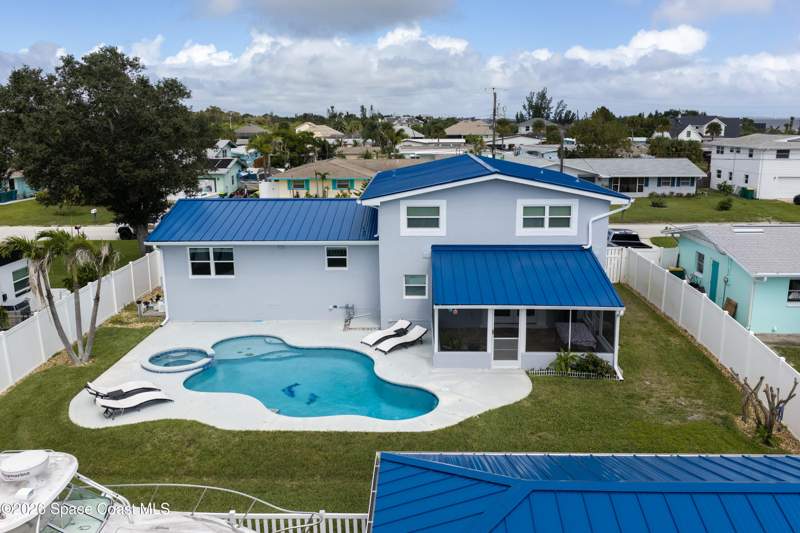 4 bedroom Single Family Residence at 1685 Yates Drive, Pelican Creek Estates Addn No 2, Merritt Island — photo 3