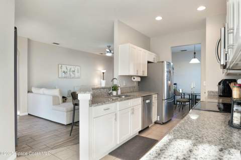 1035 Venetian Drive #101, Melbourne FL - photo 15 of 38