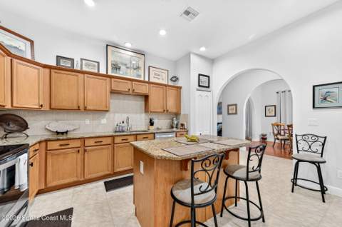 1014 Eleuthera Drive, Palm Bay FL - photo 6 of 38