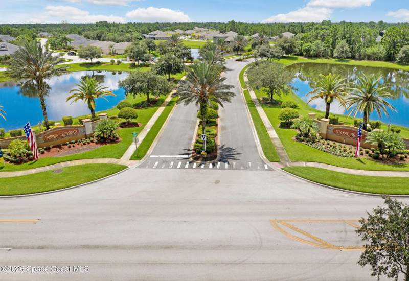4 bedroom Single Family Residence at 900 Old Country Road South, Preserves at Stonebriar, Palm Bay — photo 3