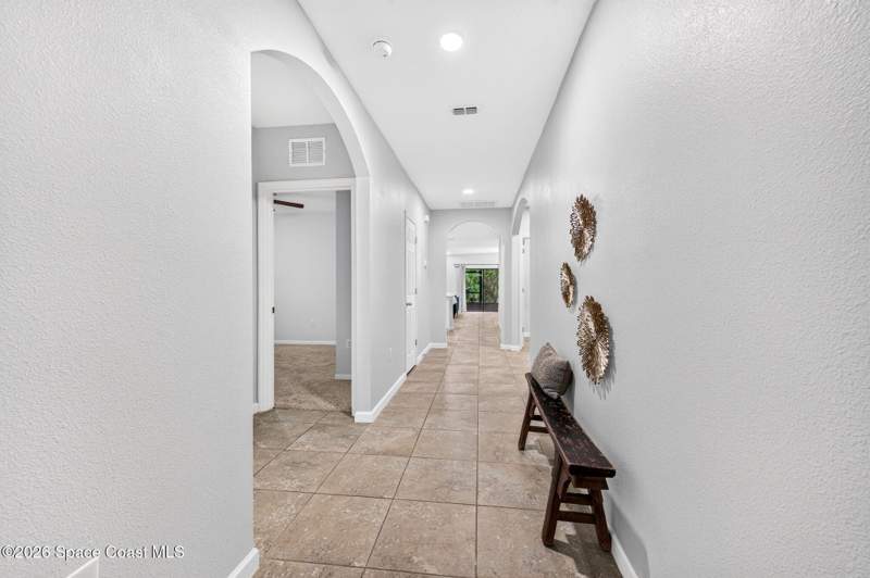 4 bedroom Single Family Residence at 900 Old Country Road South, Preserves at Stonebriar, Palm Bay — photo 5