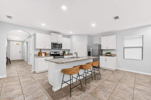 900 Old Country Road South, Palm Bay FL - photo 7 of 40