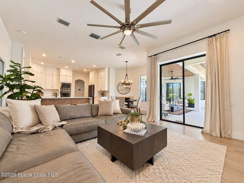 3 bedroom Single Family Residence at 329 Sandhurst Drive, Baytree Pud Phase 1 Stage 1-5, Melbourne — photo 4