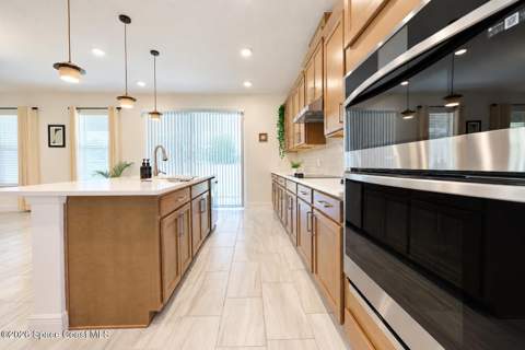 1132 Killian Drive, Palm Bay FL - photo 9 of 34