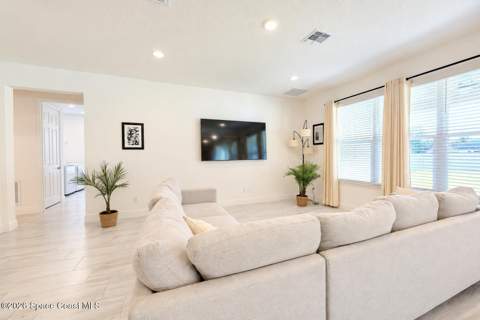 1132 Killian Drive, Palm Bay FL - photo 13 of 34