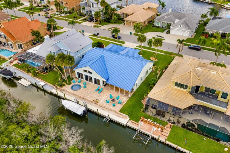 4 bedroom Single Family Residence at 1971 E Sykes Creek Drive, Villa De Palmas Sykes Cove Sec 02, Merritt Island — photo 4