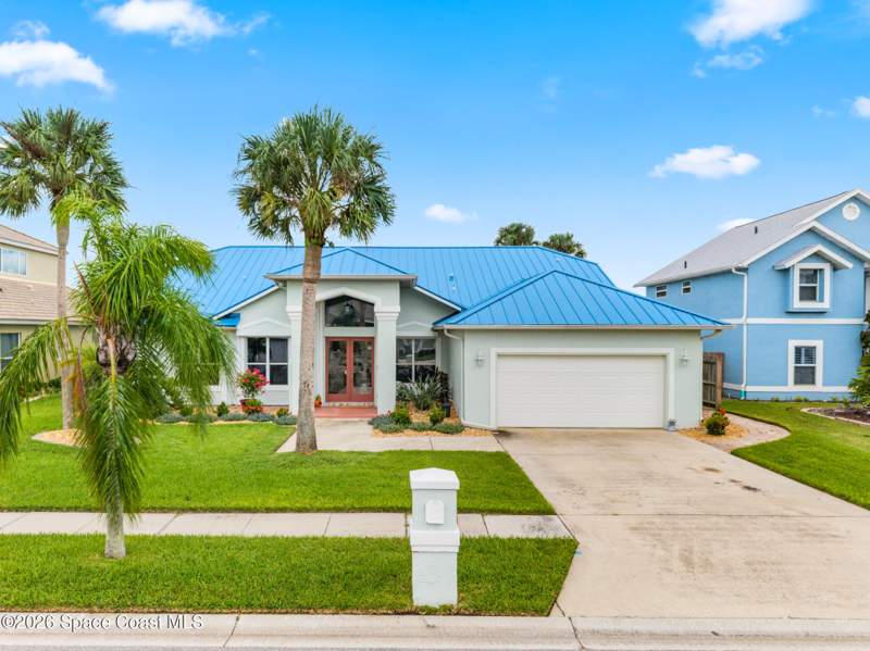 4 bedroom Single Family Residence at 1971 E Sykes Creek Drive, Villa De Palmas Sykes Cove Sec 02, Merritt Island — photo 5