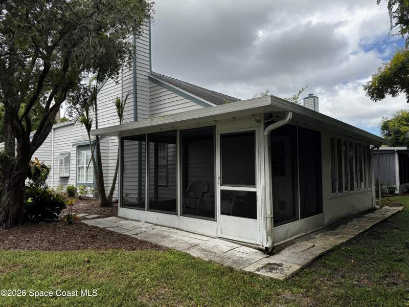 2 bedroom Condominium at 270 Lake In The Woods Drive #2-111, The Gables at Lake In The Woods Ph III, Melbourne — photo 5