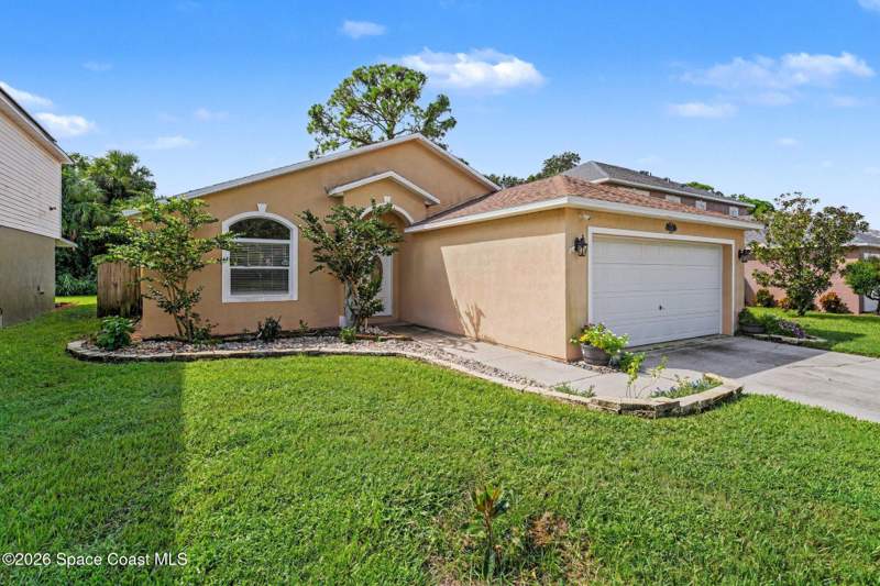 3 bedroom Single Family Residence at 759 Macon Drive, Plantation Oaks of Brevard Phase 1, Titusville — photo 2