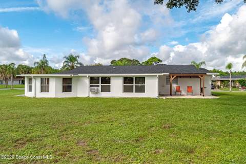 722 Apollo Circle, Palm Bay FL - photo 13 of 65