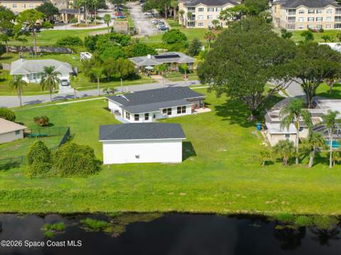 722 Apollo Circle, Palm Bay FL - photo 12 of 65
