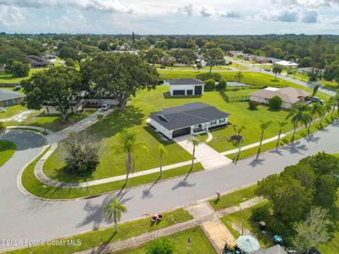 722 Apollo Circle, Palm Bay FL - photo 8 of 65