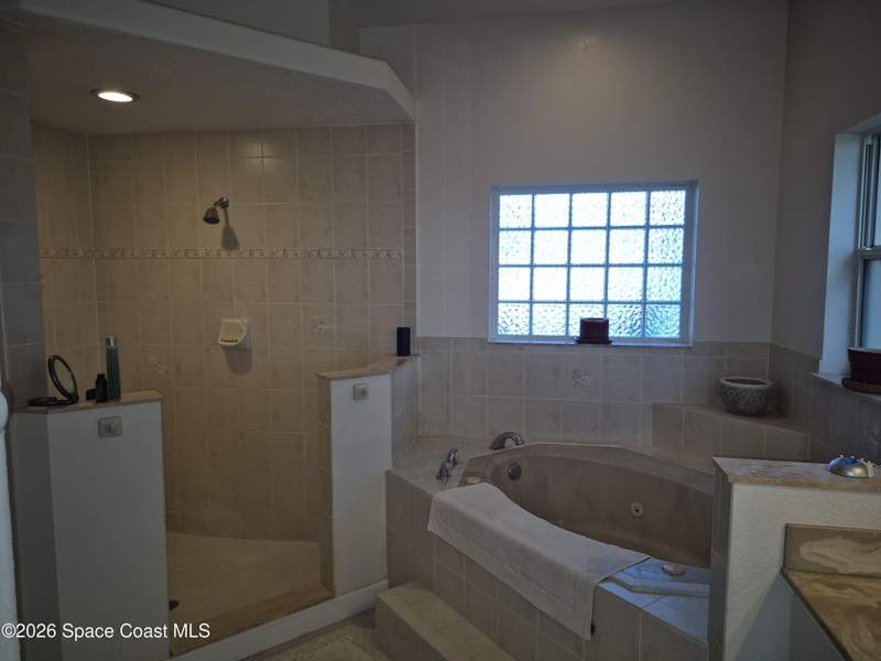 4 bedroom Single Family Residence at 862 Potomac Drive, The Falls at Sheridan Phase II, Melbourne — photo 5