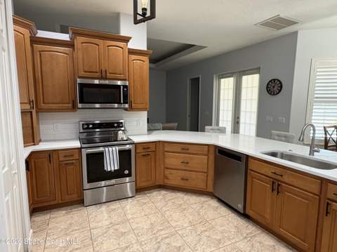 4268 Gardenwood Circle, Grant-Valkaria FL - photo 10 of 38