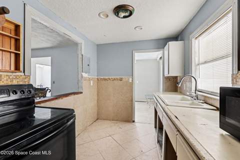 819 Almond Boulevard, Melbourne FL - photo 11 of 21