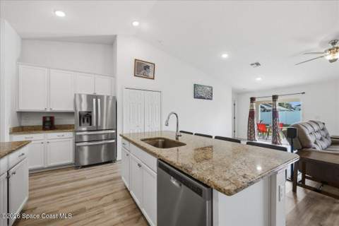 415 Aviation Avenue, Palm Bay FL - photo 8 of 33