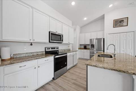 415 Aviation Avenue, Palm Bay FL - photo 9 of 33