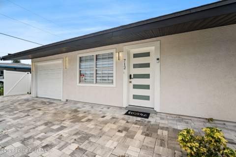 712 Badger Drive, Palm Bay FL - photo 8 of 47