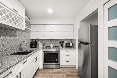 712 Badger Drive, Palm Bay FL - photo 15 of 47