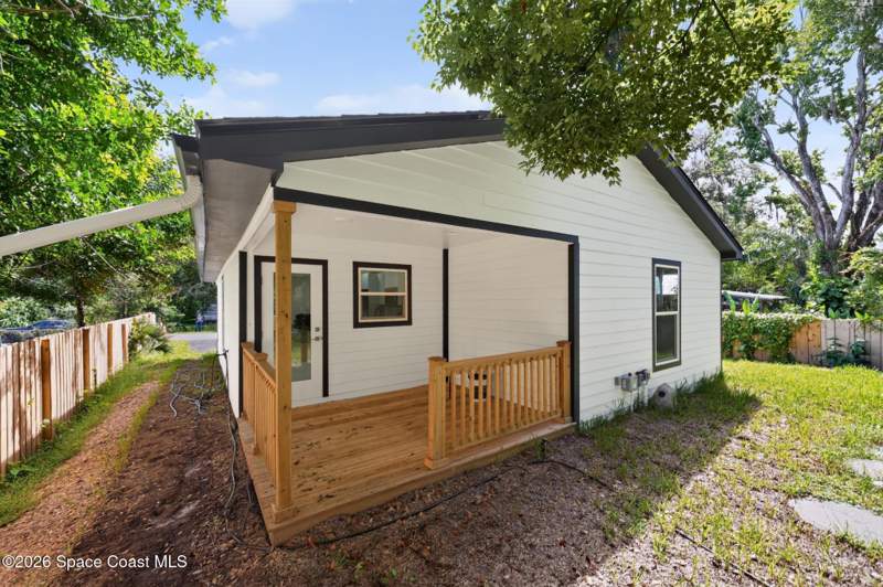 2 bedroom Single Family Residence at 5650 Stamford Street, Scottsmoor, Mims — photo 5