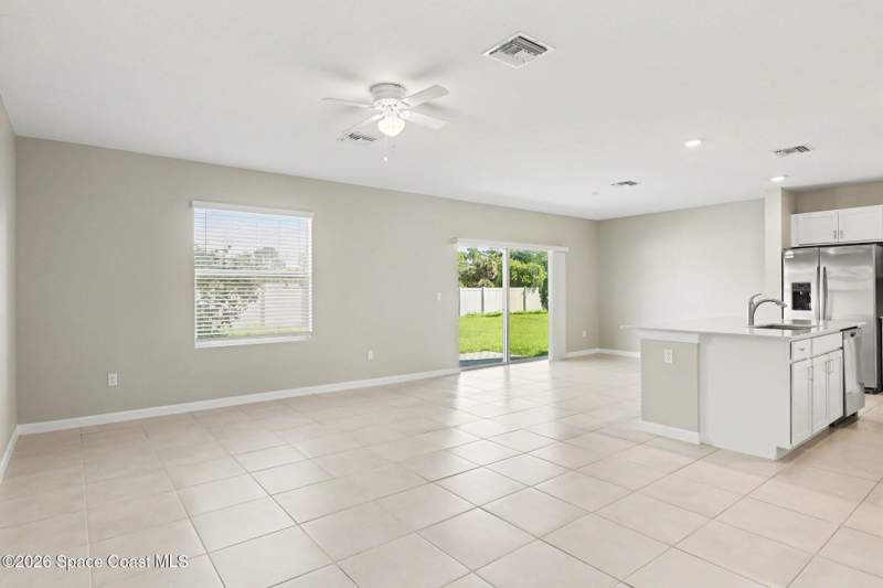 3 bedroom Single Family Residence at 1695 SW Diablo Circle, Tillman, Palm Bay — photo 5