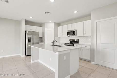 1695 SW Diablo Circle, Palm Bay FL - photo 8 of 21