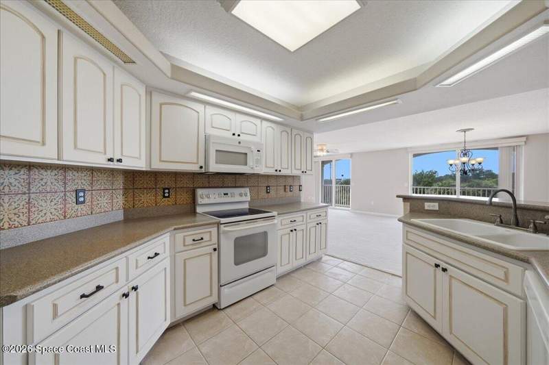 3 bedroom Condominium at 820 Del Rio Way #301, Harbor Del Rio Condo Ph II, Merritt Island — photo 2
