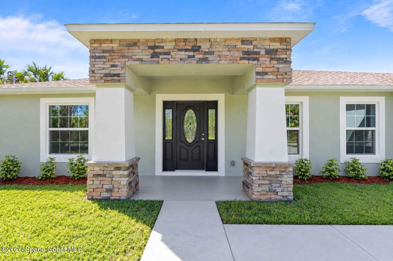 4 bedroom Single Family Residence at 574 Garrett Street, Port Malabar Unit 32, Palm Bay — photo 4