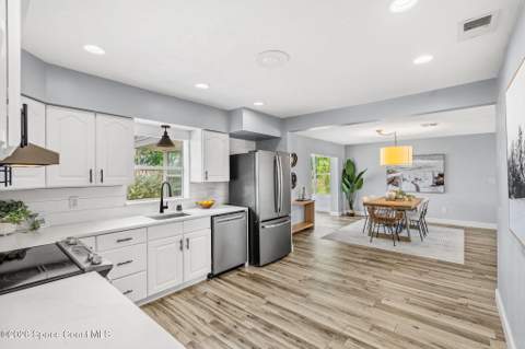220 Harwood Avenue, Satellite Beach FL - photo 19 of 53