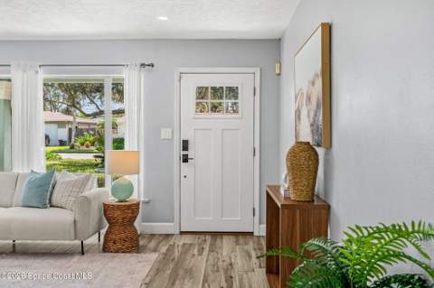 220 Harwood Avenue, Satellite Beach FL - photo 6 of 53